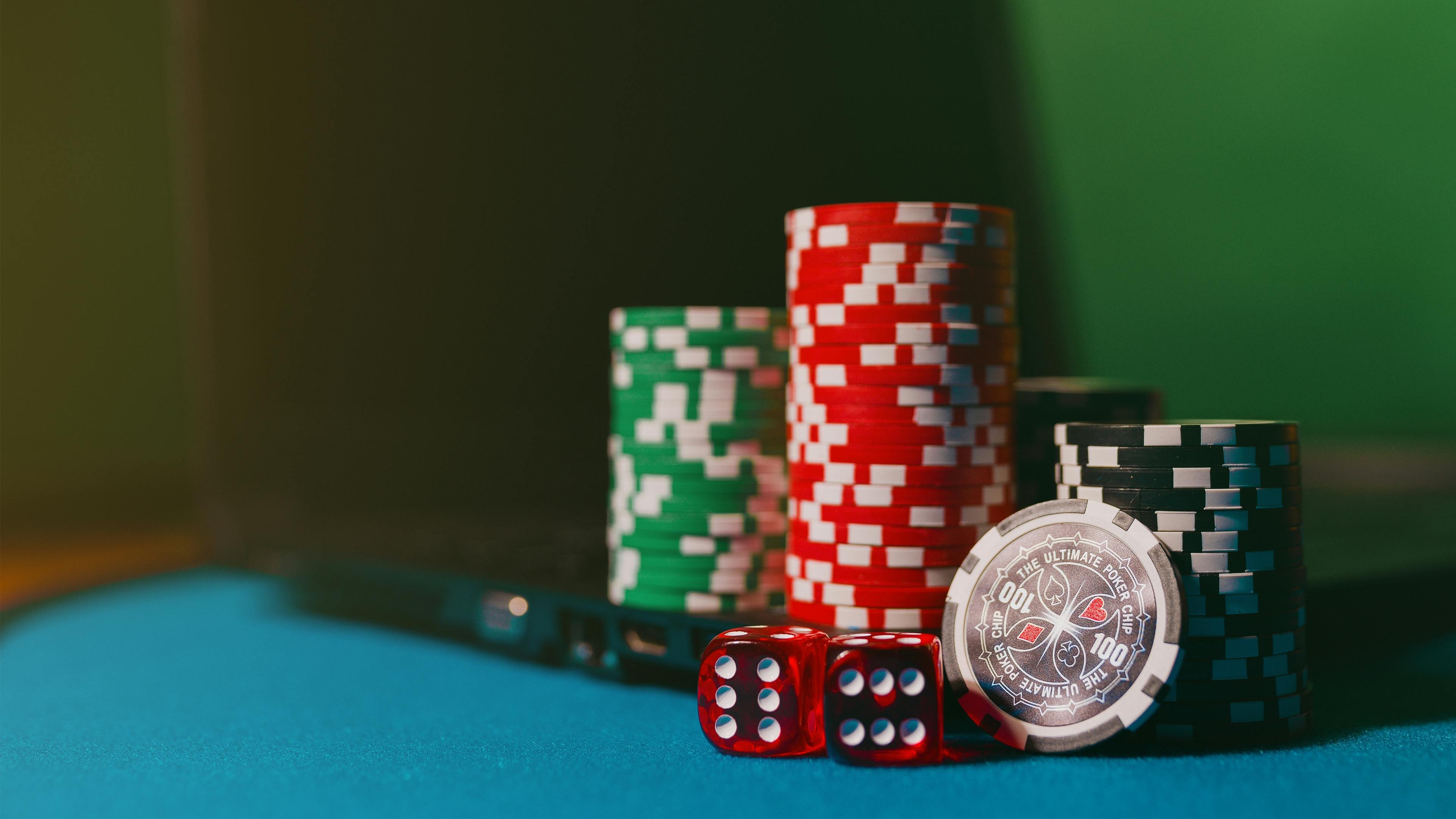 phfun app sports and casino gaming interface on mobile